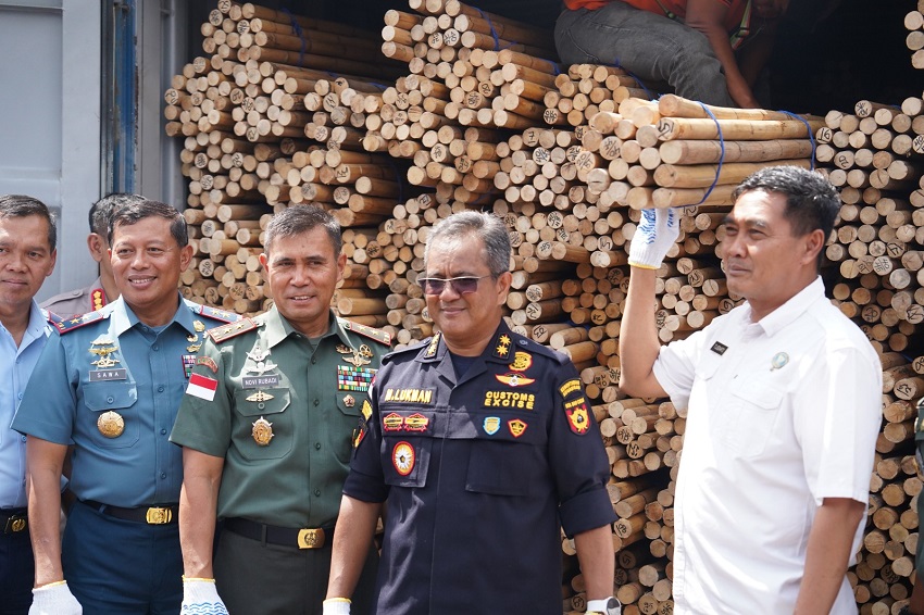 Pangdam XII Tanjungpura: Selundupkan Rotan, Berhadapan dengan Negara!